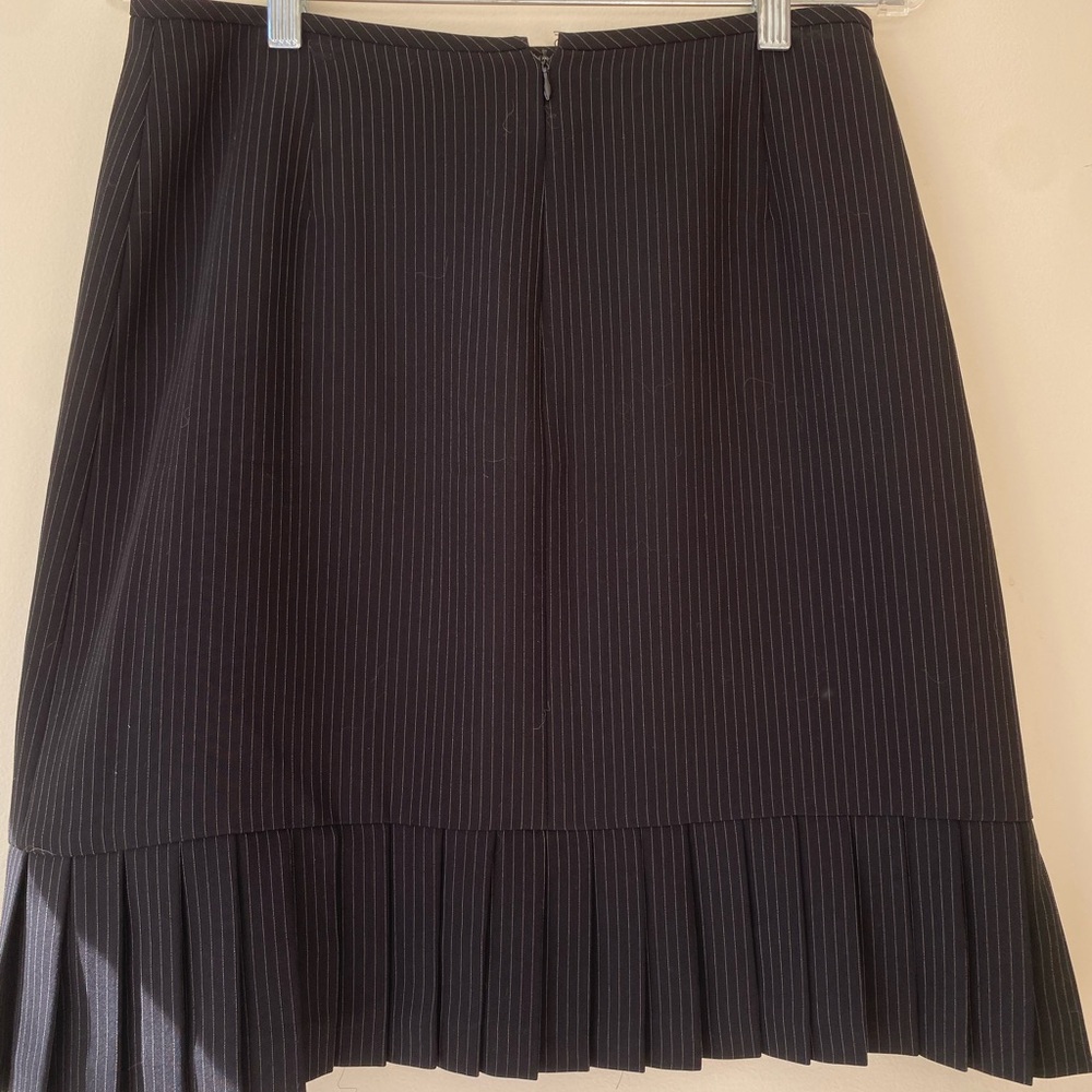 H&M Black Asymmetrical Pleated Skirt